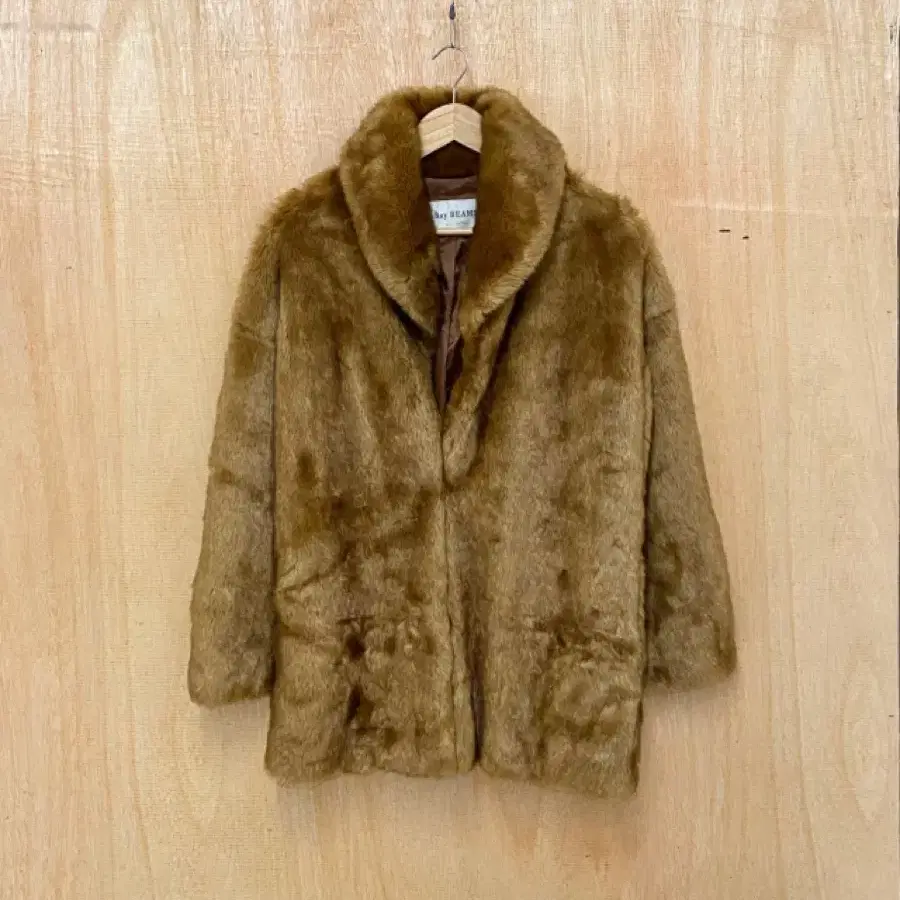 RAY BEAMS fur coat