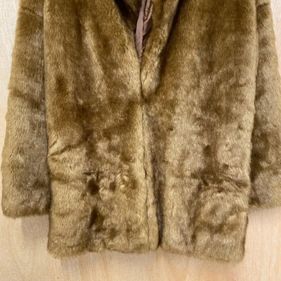 RAY BEAMS fur coat