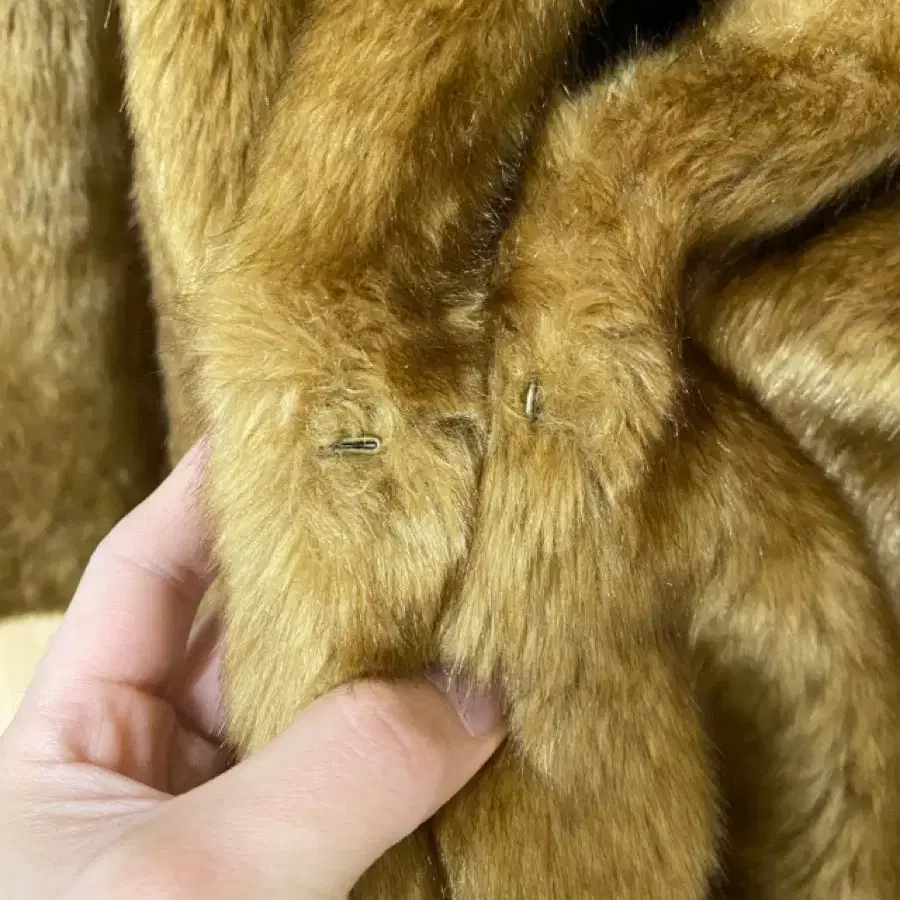 RAY BEAMS fur coat