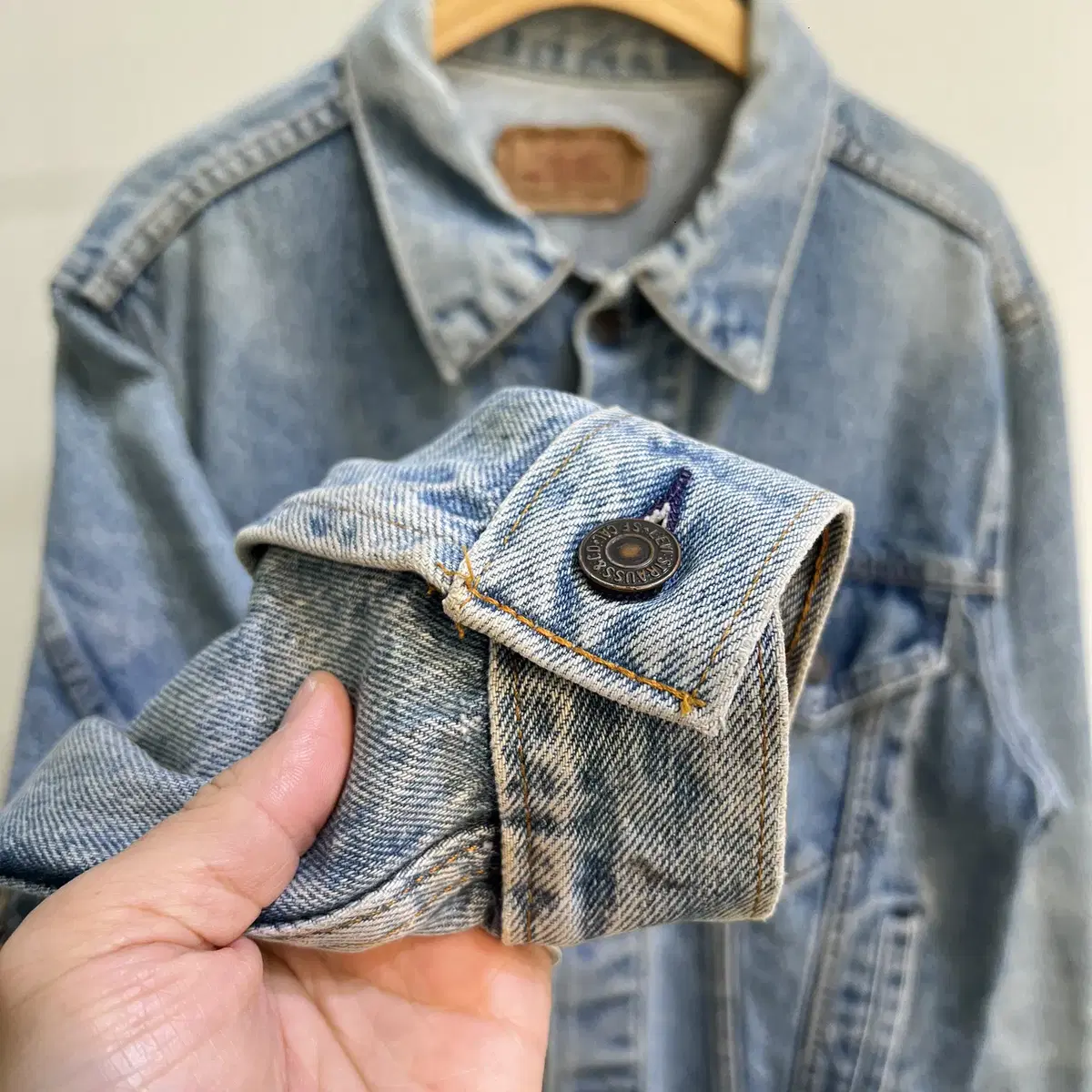 80's LEVIS (Made in USA)