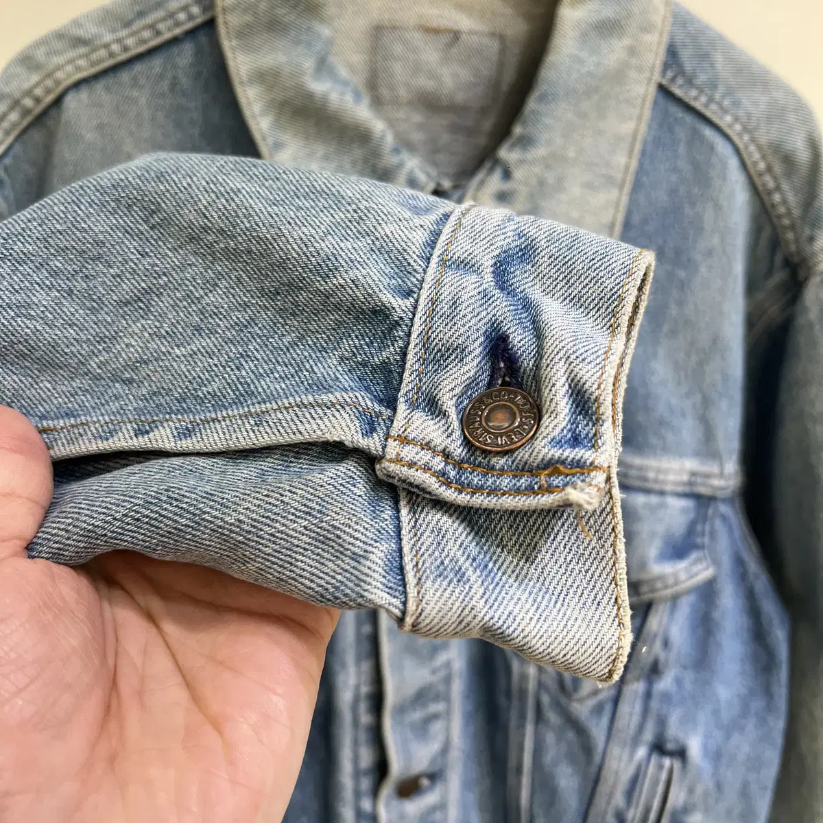 80's LEVIS (Made in USA)