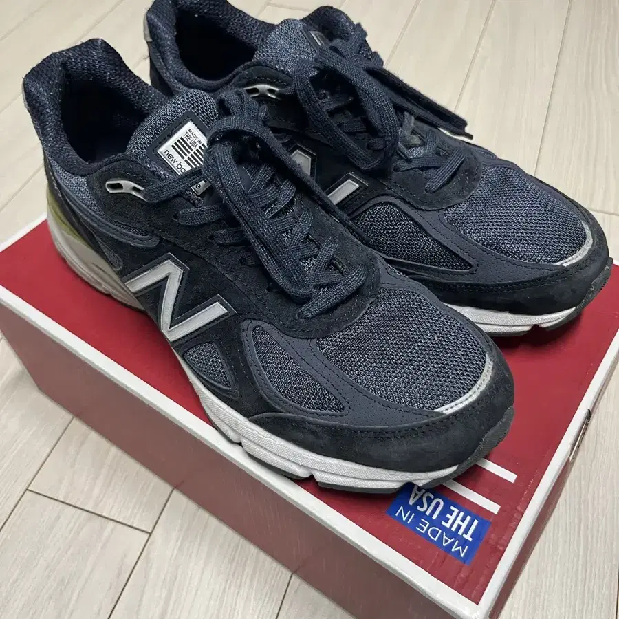 뉴발란스 990v4 네이비 USA M990NV4 275사이즈