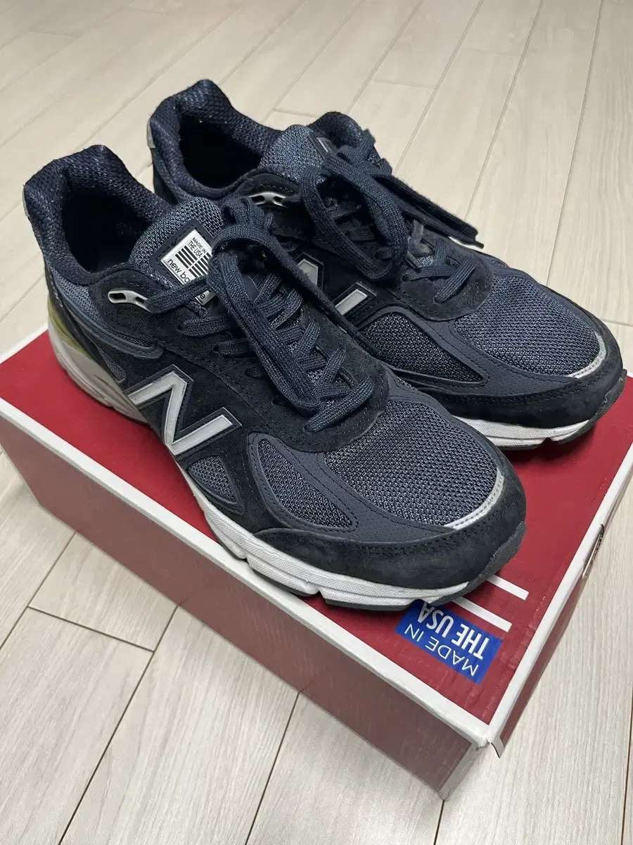 뉴발란스 990v4 네이비 USA M990NV4 275사이즈