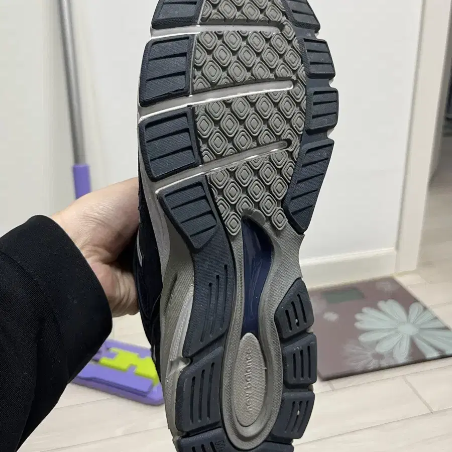 뉴발란스 990v4 네이비 USA M990NV4 275사이즈