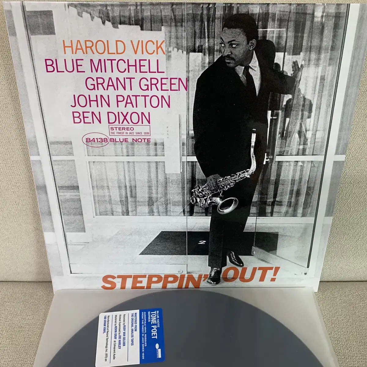 [JAZZ] Harold Vick - Steppin' Out LP