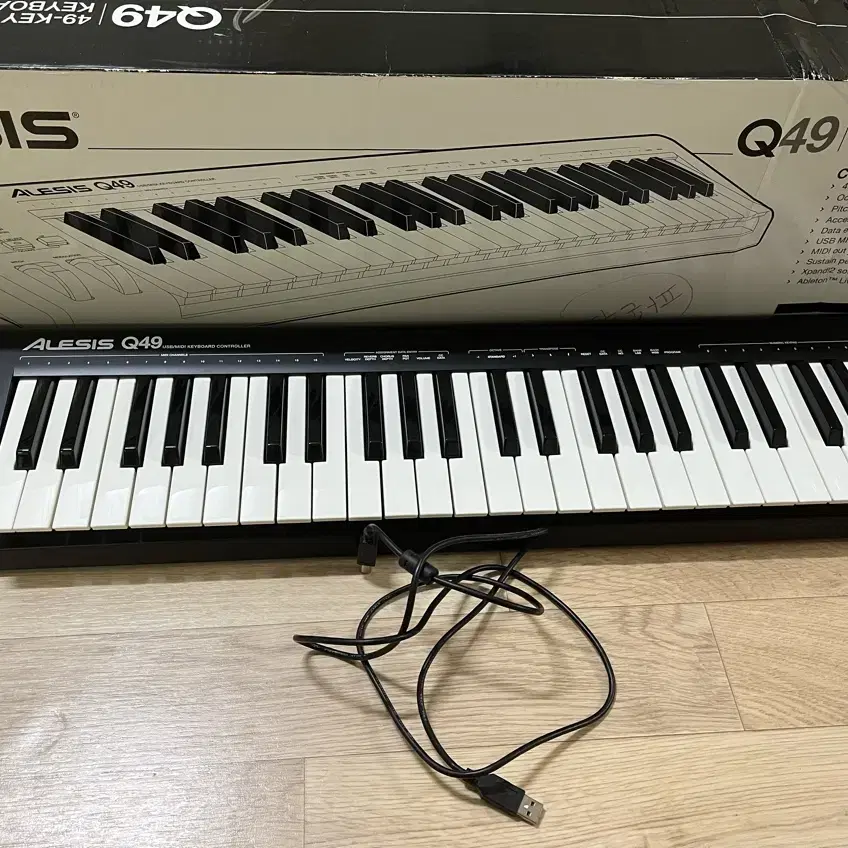 Alesis Q49 키보드 컨트롤러