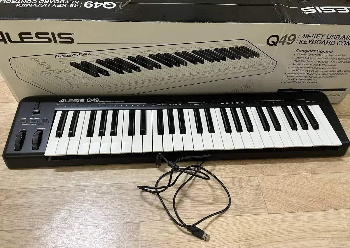 Alesis Q49 키보드 컨트롤러