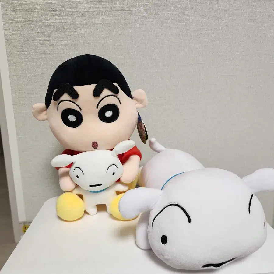 짱구 , 흰둥이(라잉인형) set 팝니다