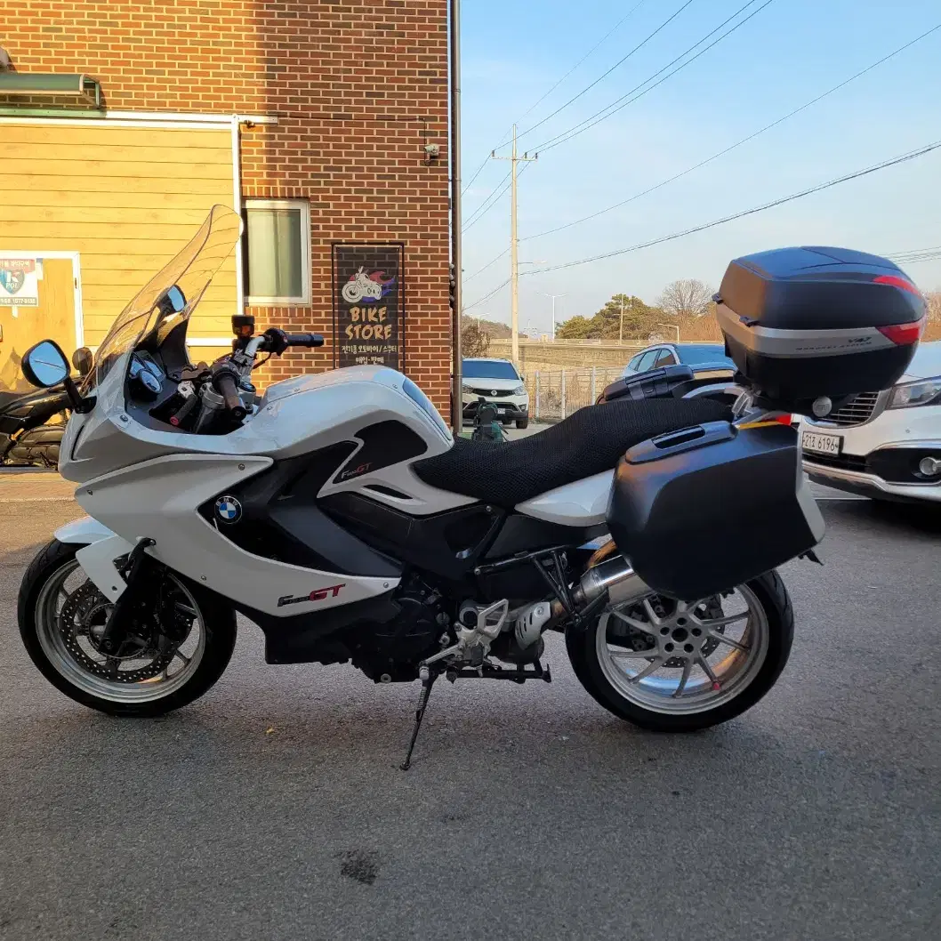 BMW F800GT 13년 3.4만km 구변완,3박스,거치대 짧은키로수