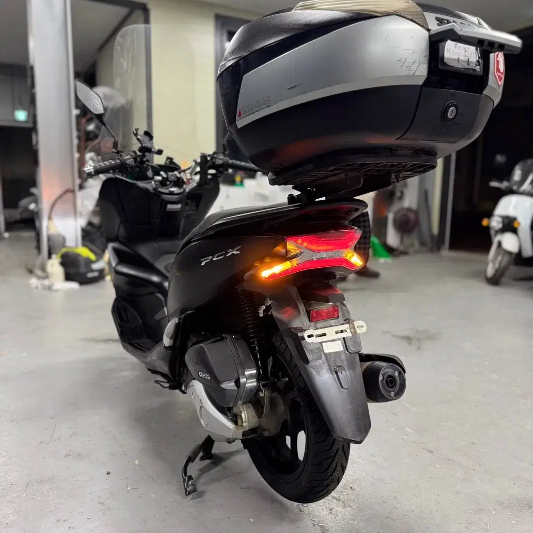 혼다 Pcx125 20년형 5만Km 판매합니다.