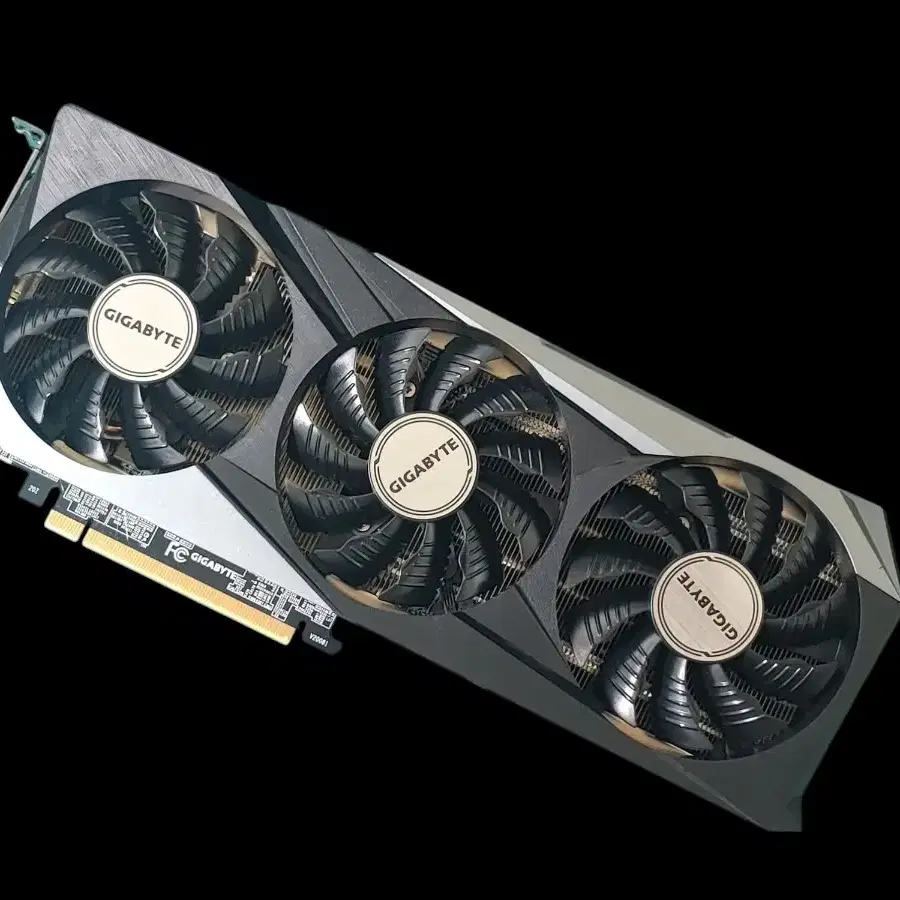 기가바이트 지포스 RTX3070 OC D6 8GB 그래픽카드 3팬