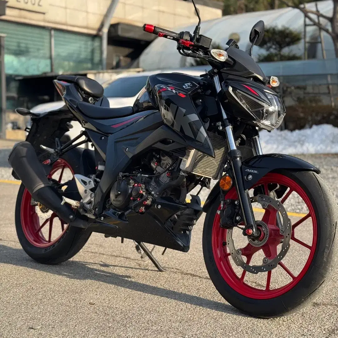 최저가)GSXS125 19년식 짧은키로수 저렴하게 판매합니다.