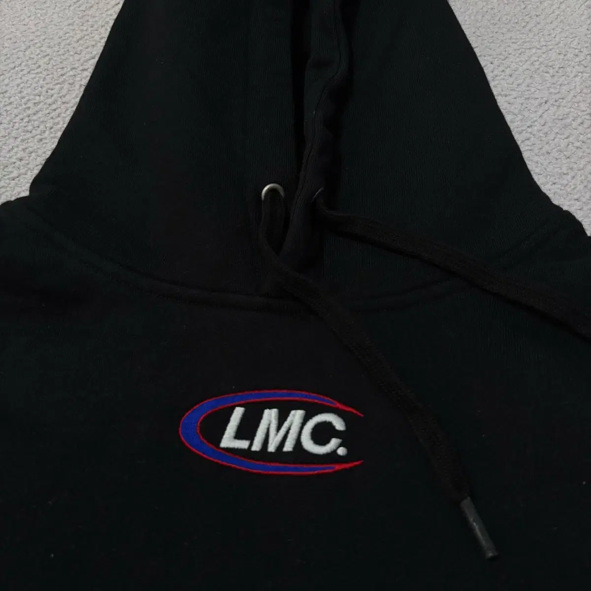 LMC 후드티