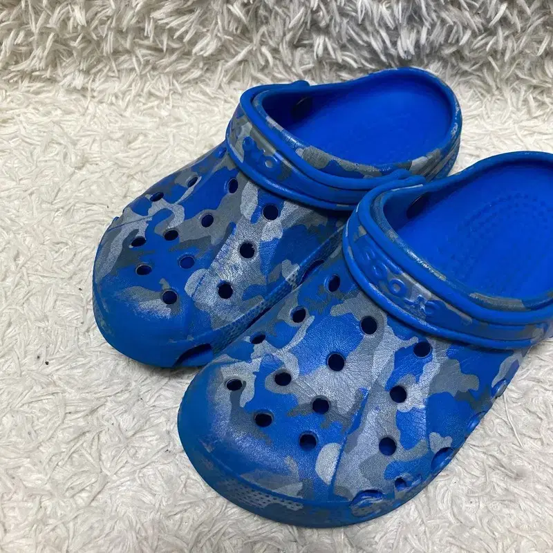 [230] CROCS 크록스 슬리퍼