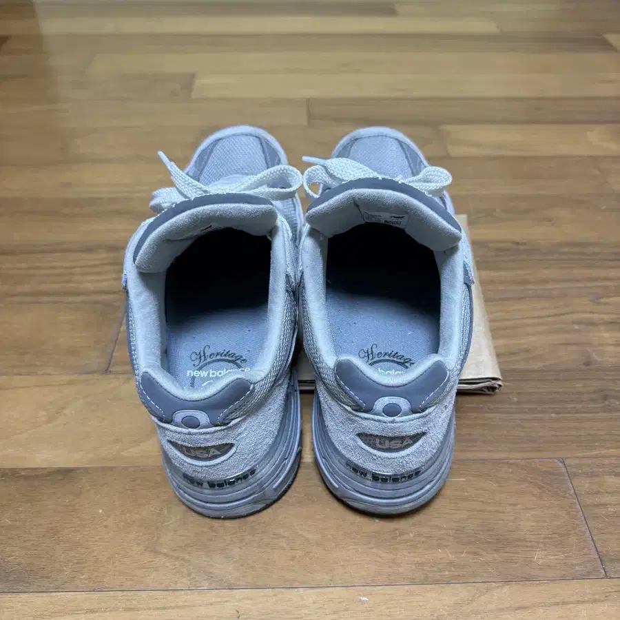 W) New Balance 993 Made in USA Grey - B