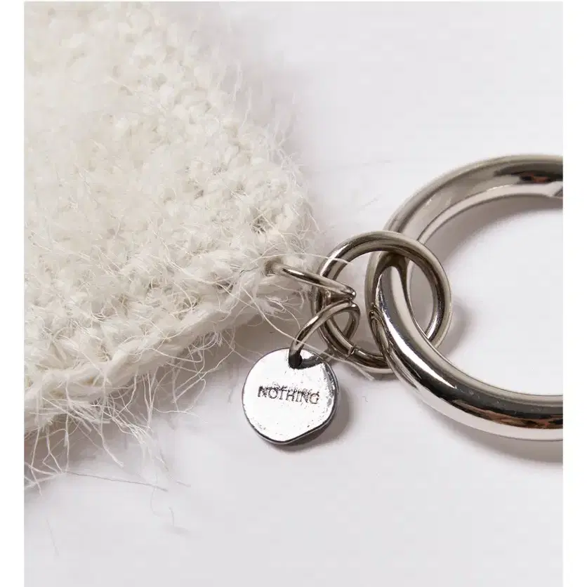 낫띵에브리띵(POUCH KEYRING IN WHITE)