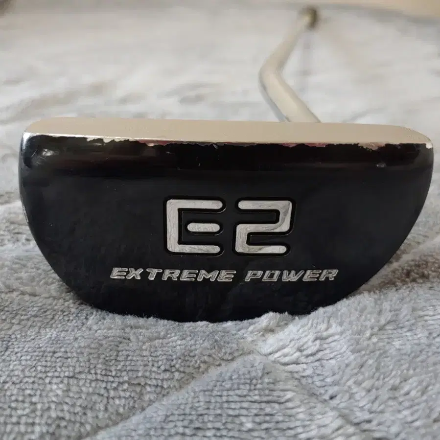 126 E2 EXTREME POWER 반달형퍼터 33인치