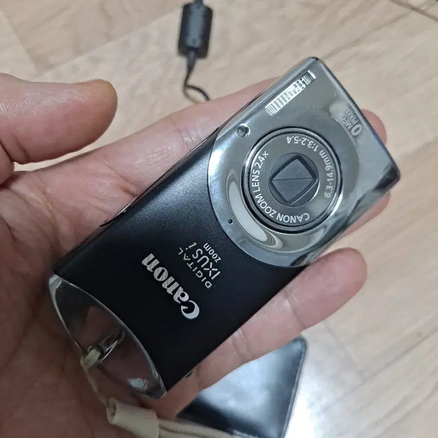 캐논 IXUS i Zoom mini 디카판매합니다.