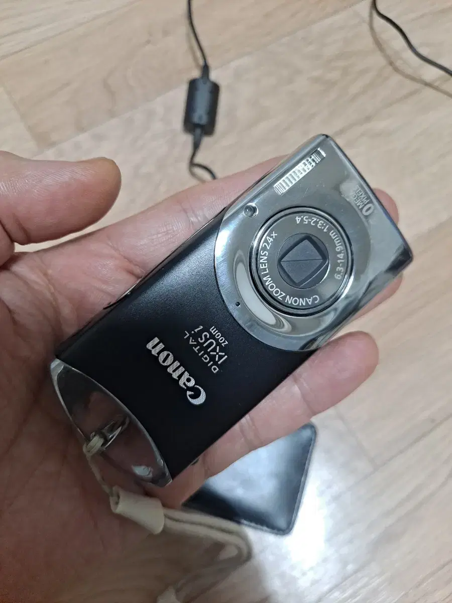 캐논 IXUS i Zoom mini 디카판매합니다.