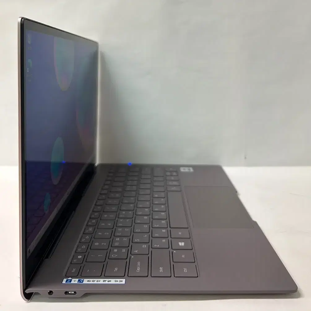 삼성 갤럭시북S 13인치 노트북 NT767XCL i5 8GB 512GB