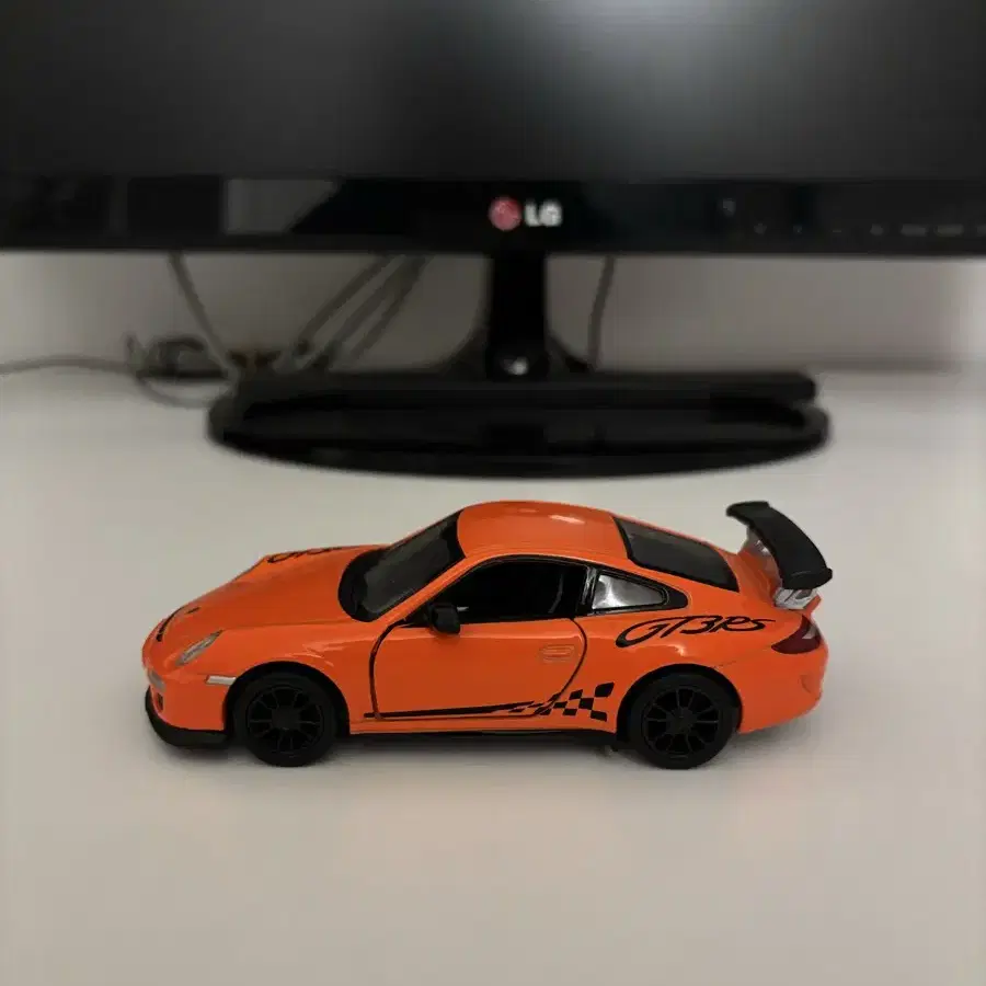 킨스마트 포르쉐 911 gt3 rs 다이캐스트