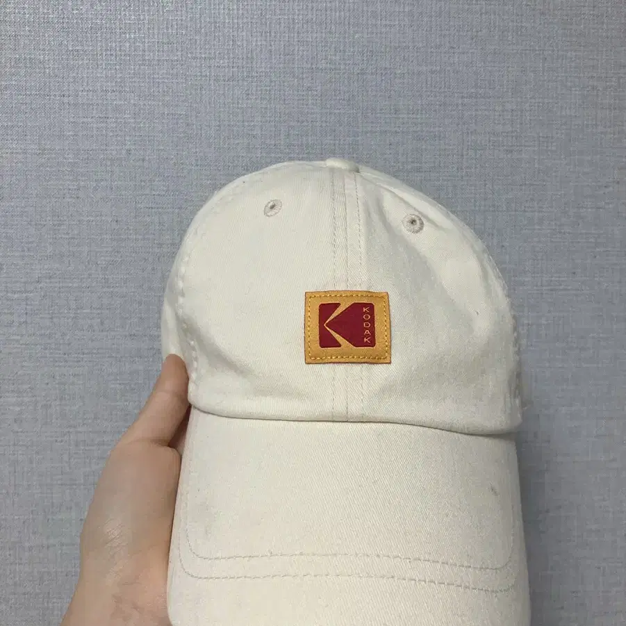 KODAK 코닥 크림 모자 스퀘어로고 릴렉스핏 볼캡 여성 정품