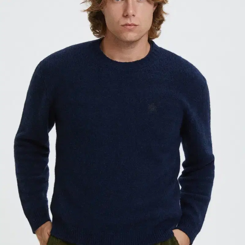 바라쿠타 shetland soft wool navy crew neck