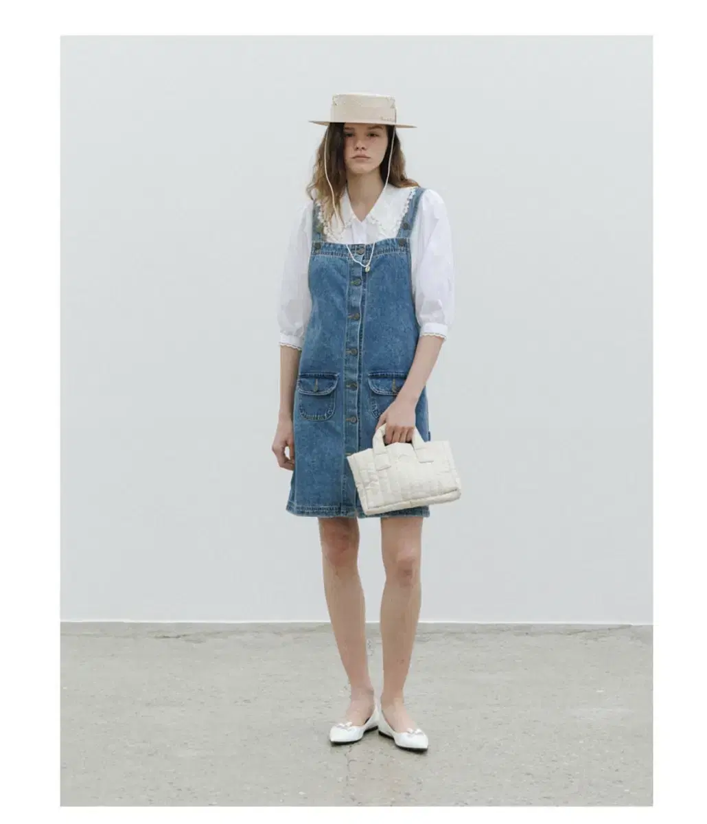 시엔느 Denim Suspender Dress