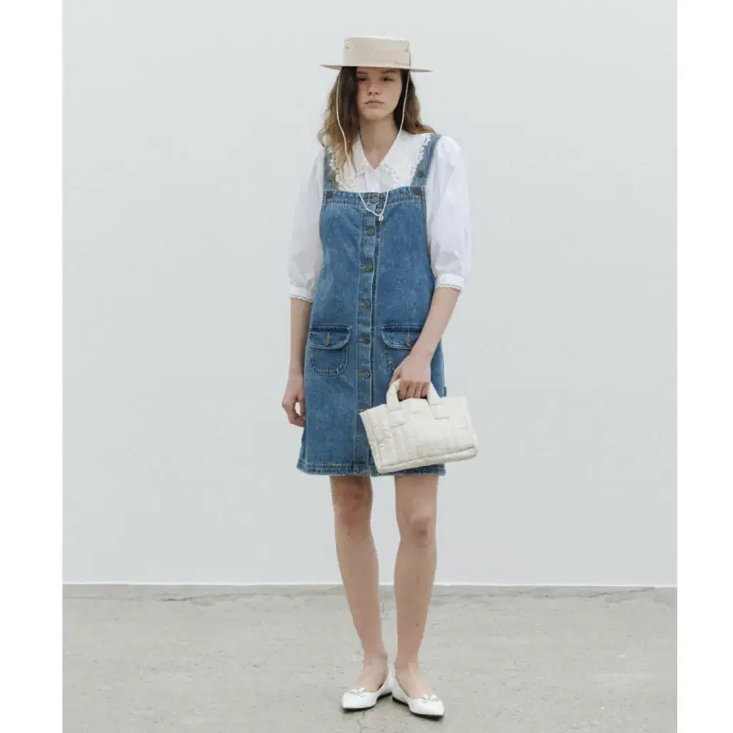 (새상품)시엔느 Denim Suspender Dress (데님 원피스)