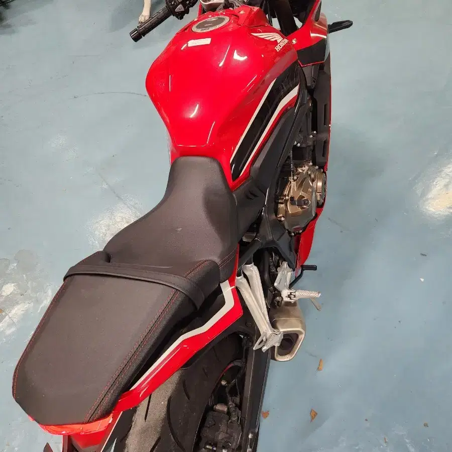 cbr 650r 21년식 키로수 5천