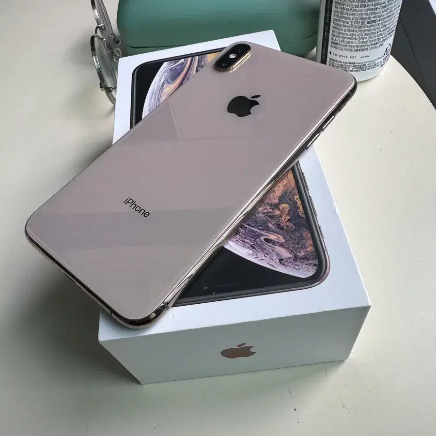 아이폰 xs max 로즈골드 홍콩판 무음