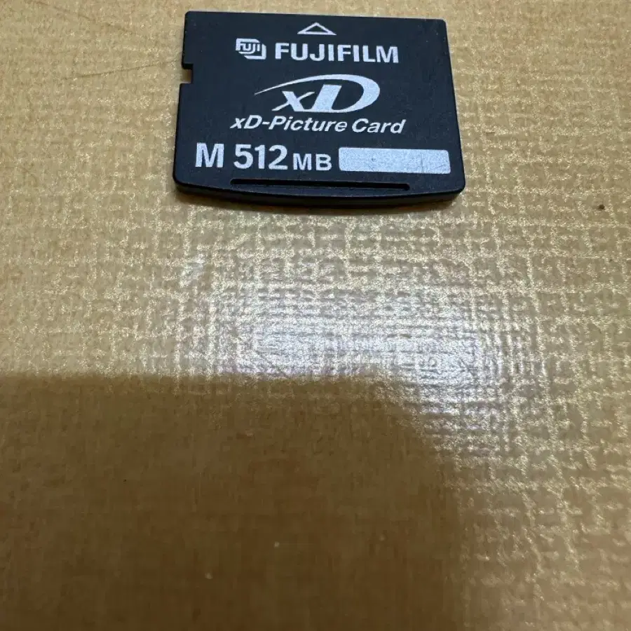 XD메모리 카드 512 MB 판매합니다.