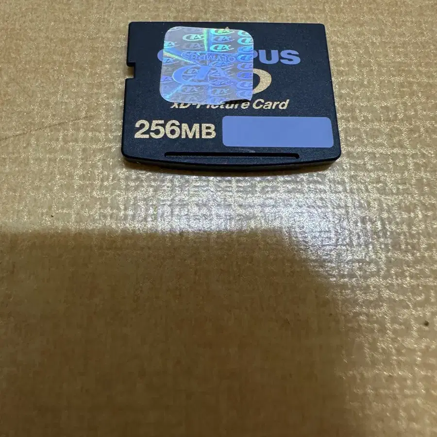 XD메모리 카드 256 MB 판매합니다.