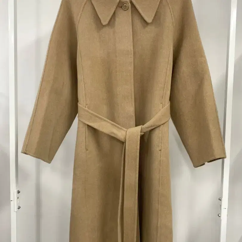 (새상품) 리브아워 praha handmade coat_camel