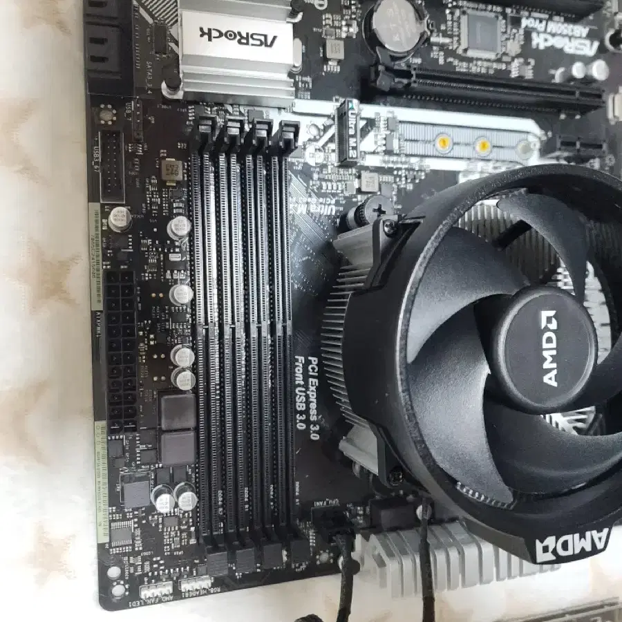 라이젠5 1600 .보드 ASROCK AB350M Pro4