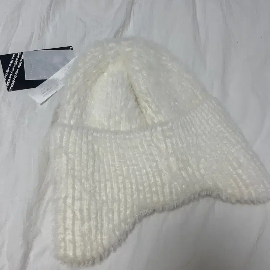 닌자교습소 NG cubic Angora 비니 BEANIE 화이트