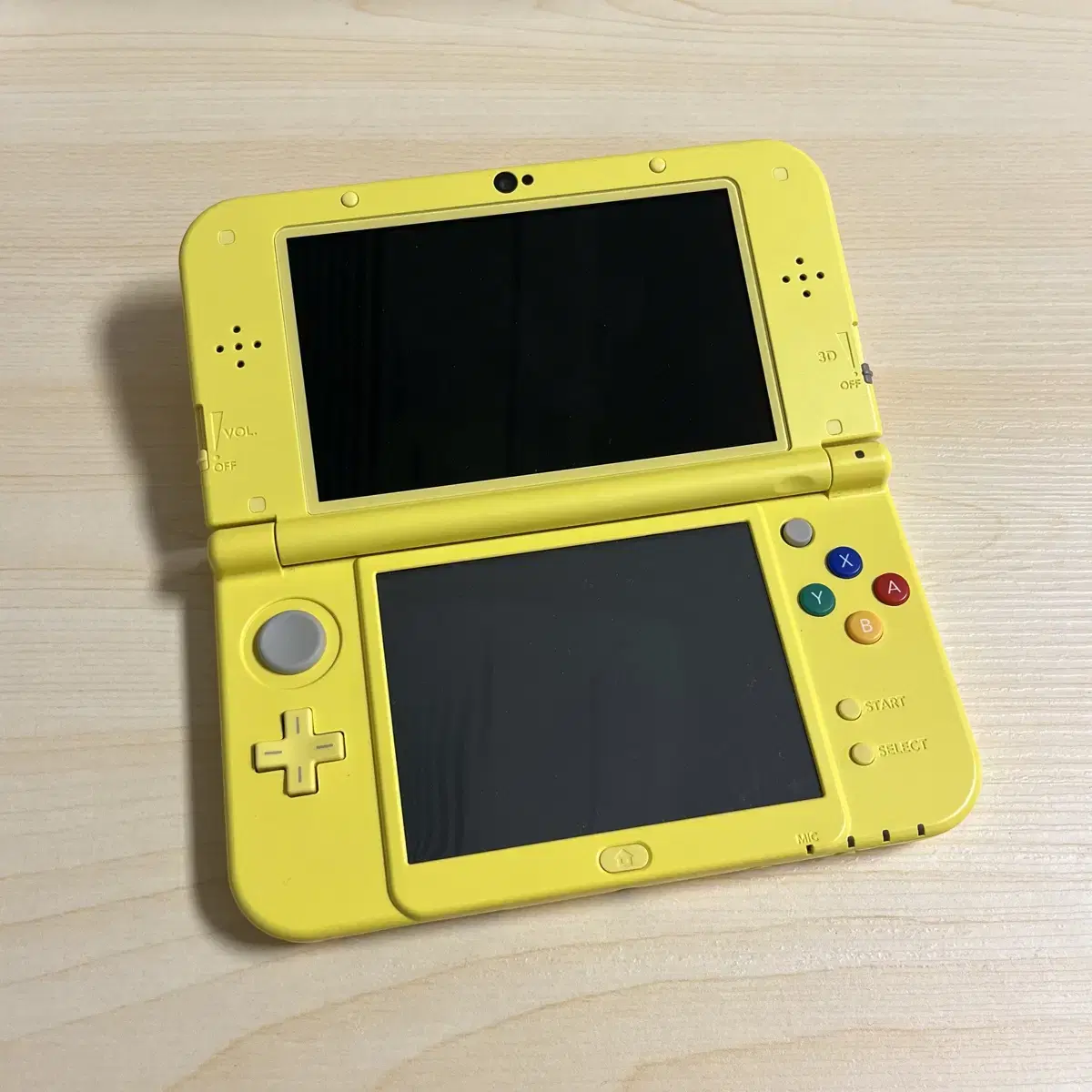 닌텐도 New 3ds xl 피카츄 에디션 +칩