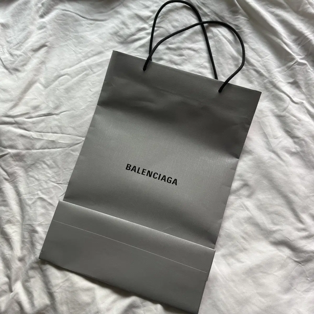 BALENCIAGA 발렌시아가 쇼핑백 종이백 종이가방 발렌시아가종이백