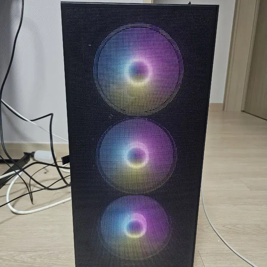 RYZEN 5600X,B550M,32G,1TB,3060TI 본체팝니다