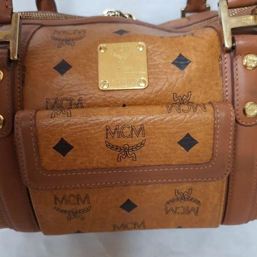 정품 mcm 비세토스