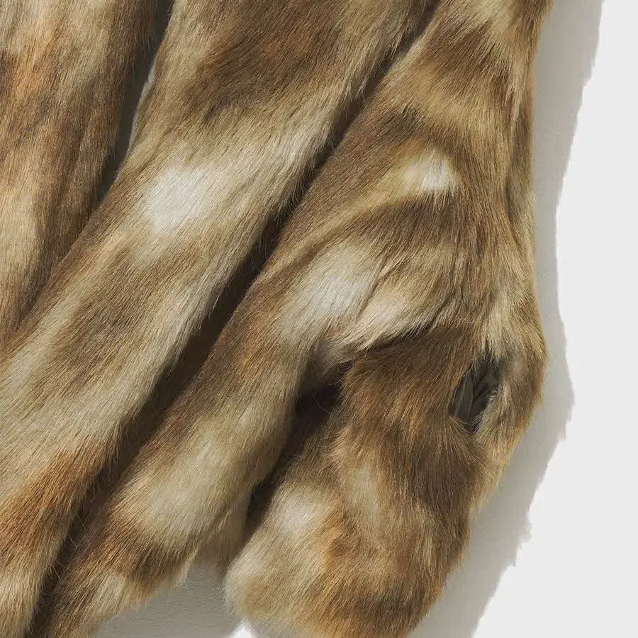 MISTERGENTLEMAN fur jacket