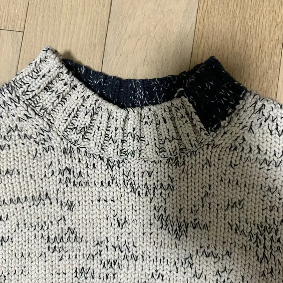 Cos contrast knit XS 코스 컨트래스트 니트