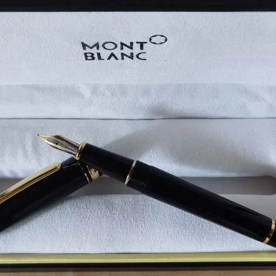 Montblanc 몽블랑 오리지널 블랙 만년필