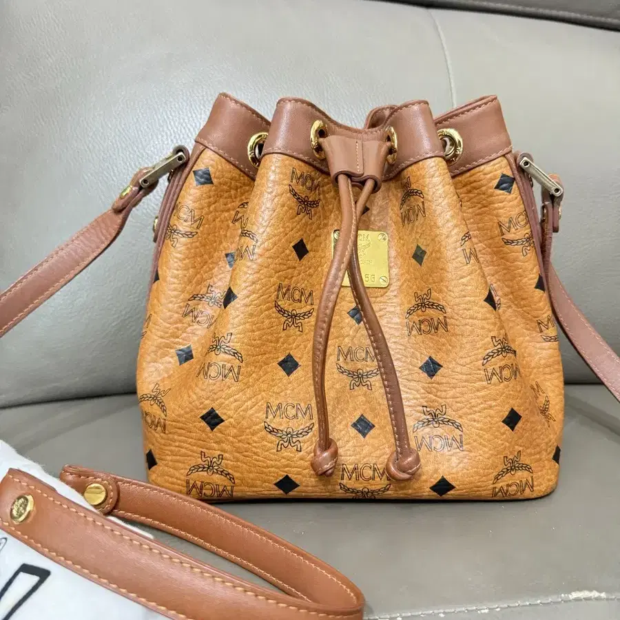 정품 mcm 가방