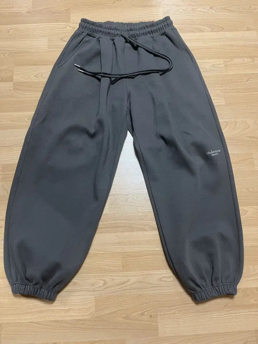 Under My Car mu03 Olive Sweatpants (2 sizes)