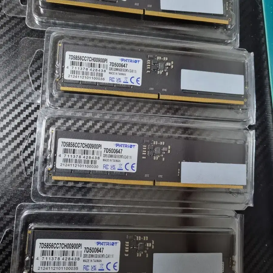 패트리어트 ddr5 5600 cl46 EVO 8gb*4개 팝니다