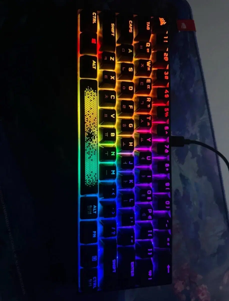 K65 RGB MINI 키보드