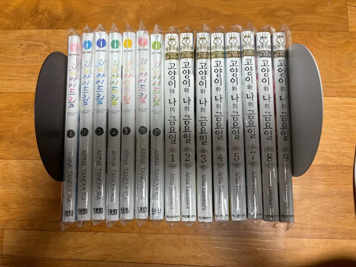 Sealed, for collection) Cat and My Friday / 31 A Dream Tanemura Moonlight Angel