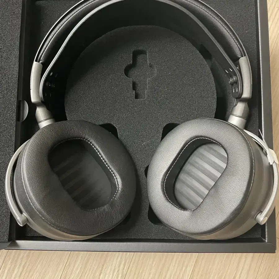 오디지 AUDEZE MM-100 헤드폰 팝니다