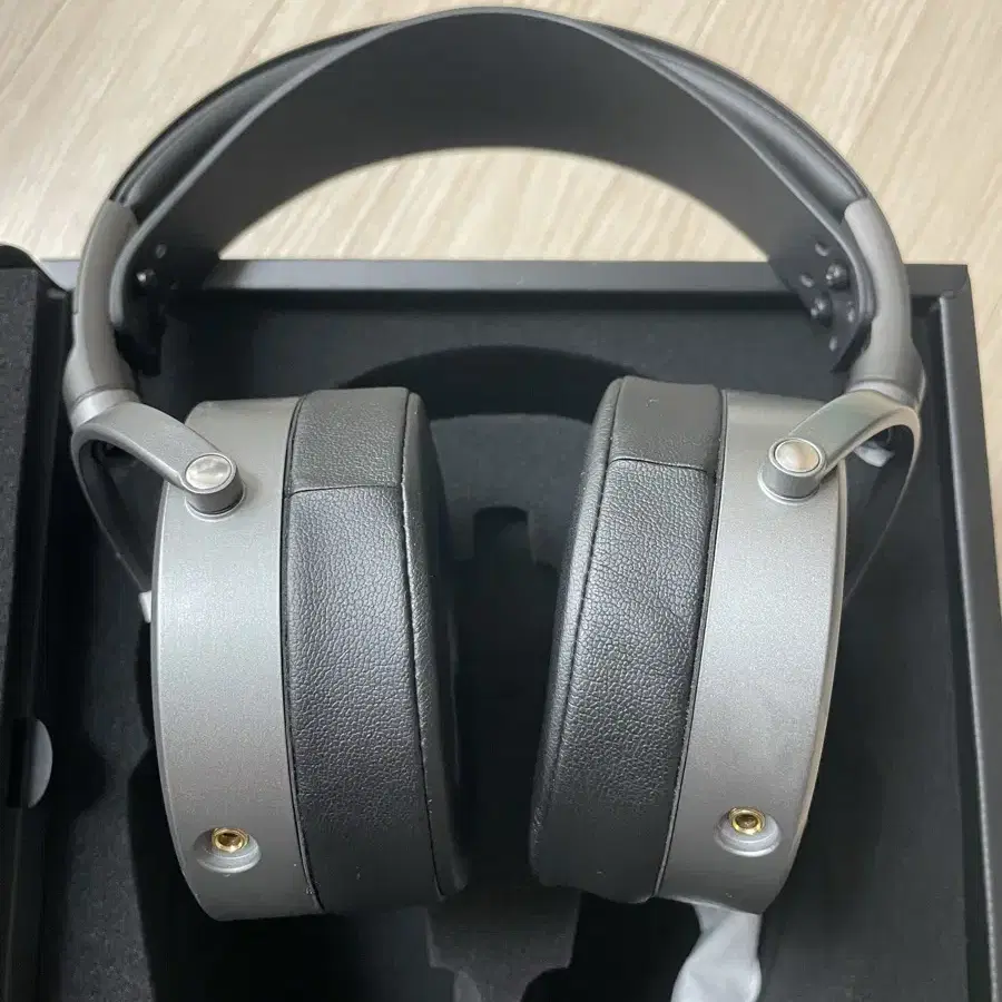 오디지 AUDEZE MM-100 헤드폰 팝니다